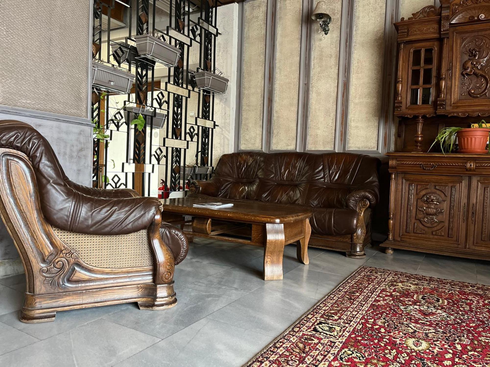 Park Hotel Ivailo Veliko Tărnovo Exteriör bild