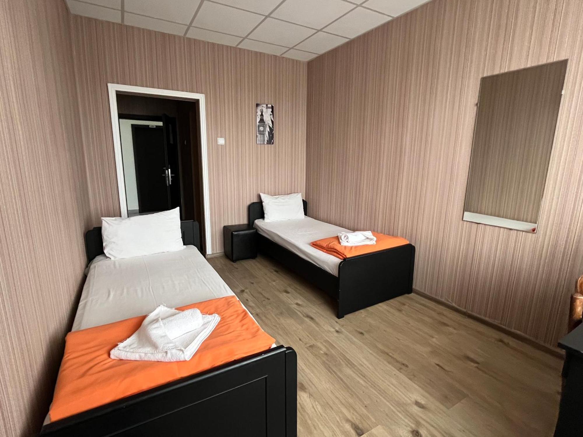 Park Hotel Ivailo Veliko Tărnovo Rum bild