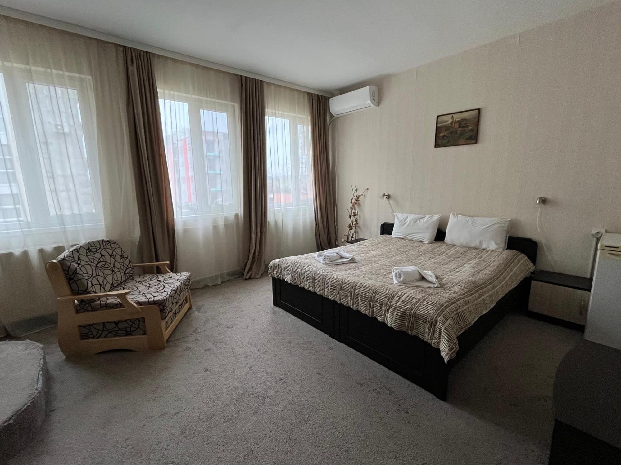 Park Hotel Ivailo Veliko Tărnovo Exteriör bild